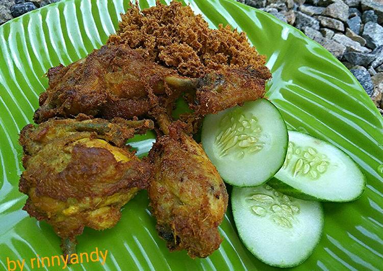 bahan dan cara membuat Ayam Goreng Kremes ????