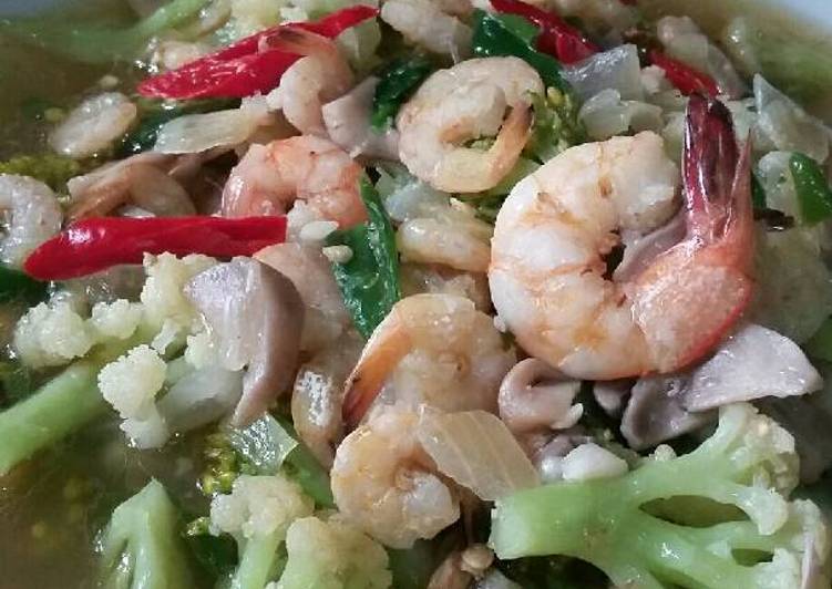 resep makanan Udang Tumis Sayur Kuah