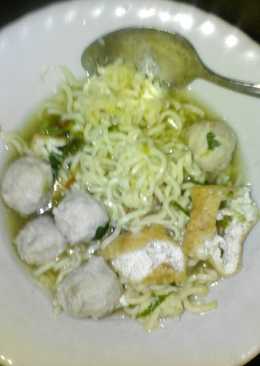 Bakso Sapi Komplit..by:Erni Hartanti.Amdððð