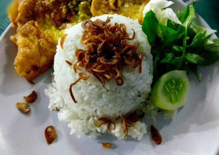 resep Nasi Uduk Magicom Komplit