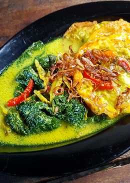 Gulai Telor Ceplok Pucuk Ubi