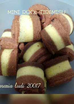 Mini rool tiramisu