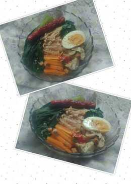 Mie ramen jamur toping sayuran