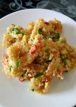 Udang goreng telur asin