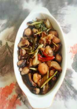 Oseng cumi ala Thailand, (Thai squid basil)