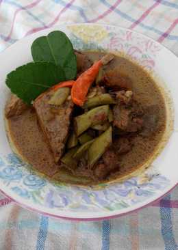 Brongkos buncis daging sapi