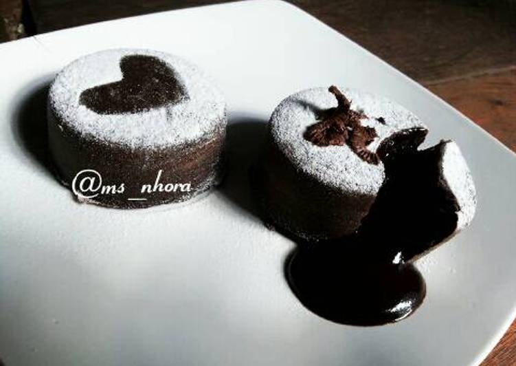 resep lengkap untuk Steamed Chocolate Lava Cake