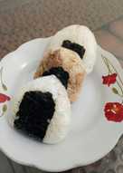 Onigiri Ayam Daun Kunyit