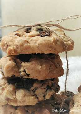 Crunchy Oatmeal Cookies (source : tintinrayner)