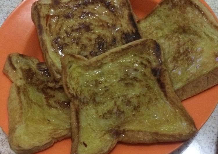 bahan dan cara membuat Roti Bakar Susu Simple