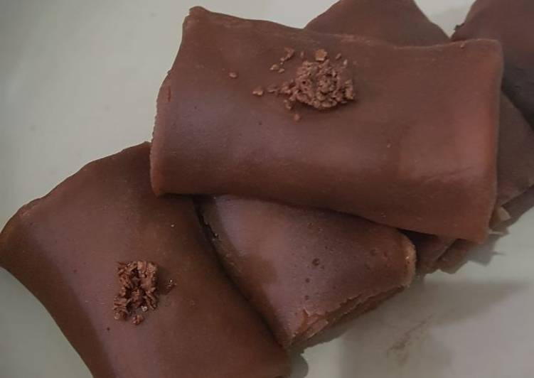 Resep Dadar gulung pisang coklat (chocolatos hot chocolate) Karya
elvita na