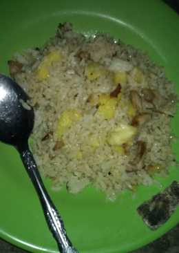 Nasi goreng Nanas