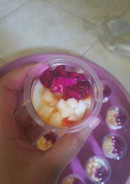 Puding Susu Topping Buah
