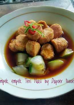 Empek empek Teri Nasi