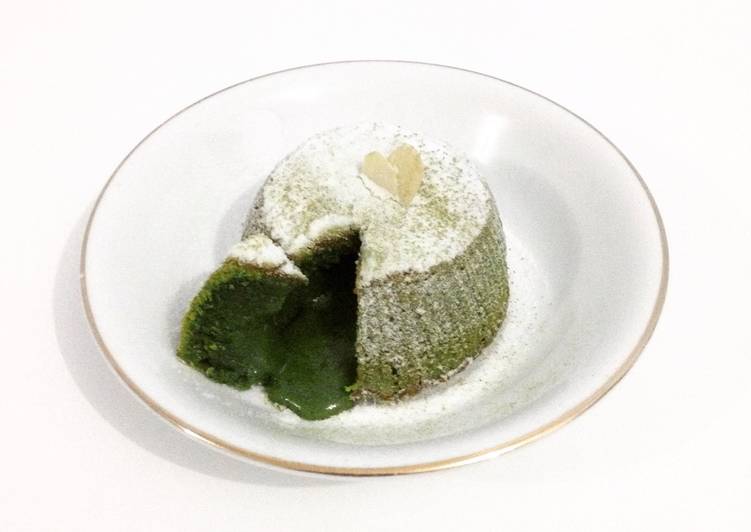 resep masakan Matcha Molten Lava Cake