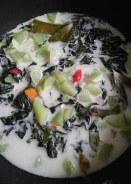 Sayur mix daun pepaya jepang, daun singkong plus labu siam simple