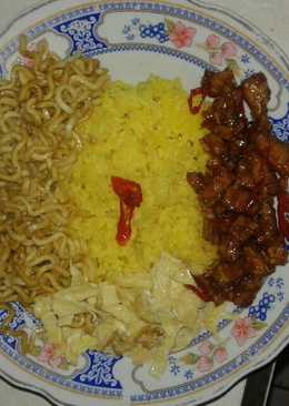 Nasi kuning magic com simple