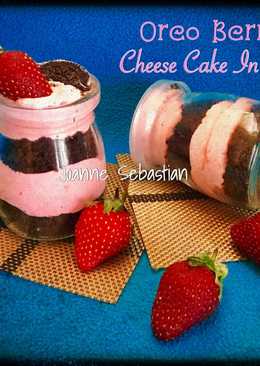 Oreo Berry - Cheese Cake In Jar