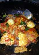 Telur ayam bumbu bali