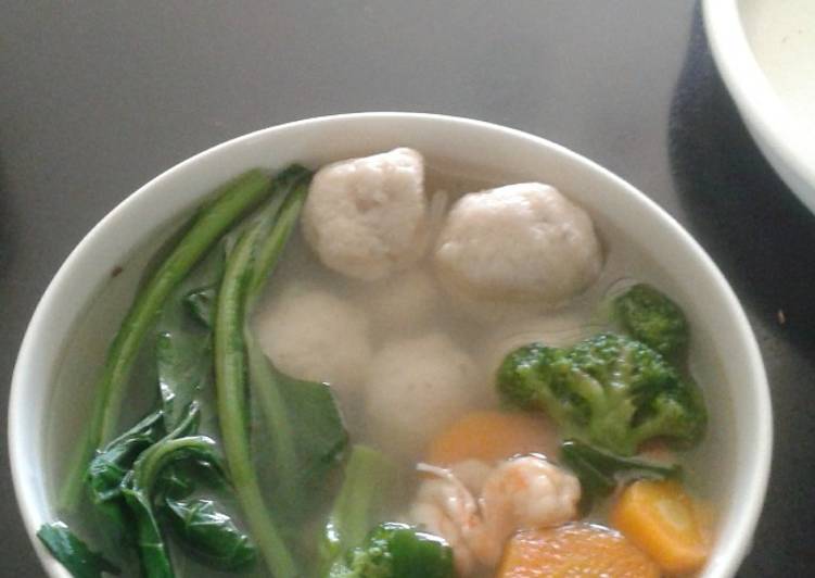 resep makanan Sop bakso ikan tunul yummie