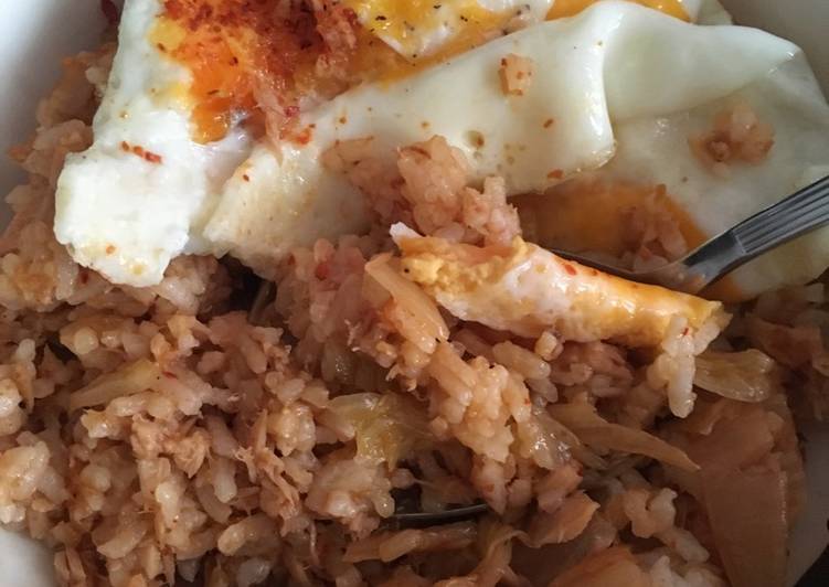 cara membuat Tuna Kimchi Fried Rice