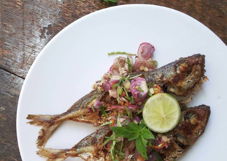 gambar untuk resep Ikan kembung sambel matah (#PR_recookmasakanpedas)