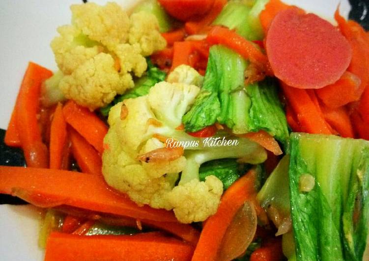 resep lengkap untuk Tumis Simple (Sayuran+Sosis+Ebi)