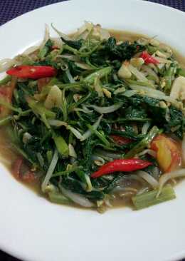 Tumis kangkung toge