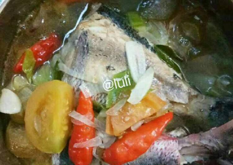 gambar untuk resep makanan Kuah asam ikan ekor kuning#BantuMantenBaru