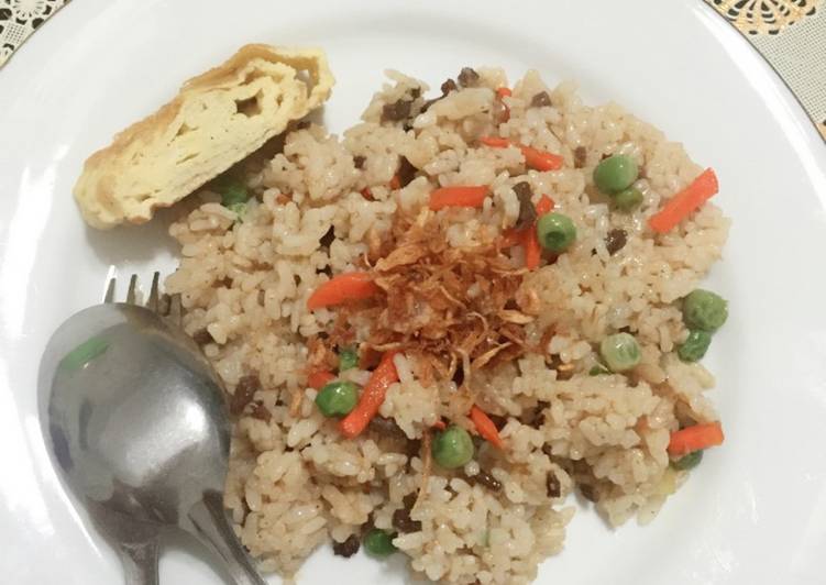  Resep  Nasi  goreng  sapi  oleh Bunda Beryl Cookpad