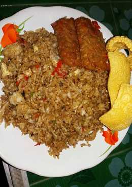 Nasi Goreng Kampoeng sederhana