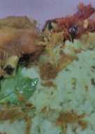 Nasi Uduk dan Ayam Goreng Lengkuas