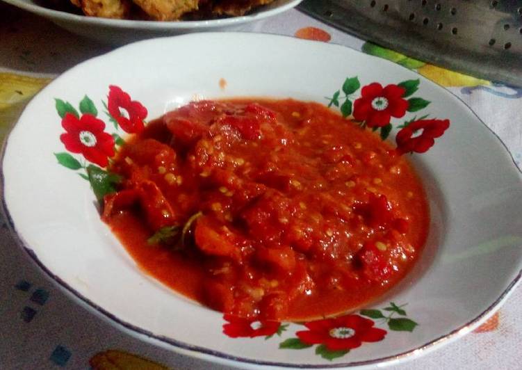 gambar untuk cara membuat Sambal Tomat Terasi