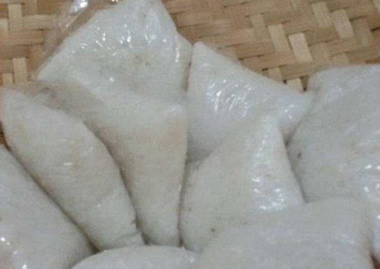 gambar untuk resep Lontong Bungkus Plastik