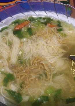 Mi soa kuah teri nasi