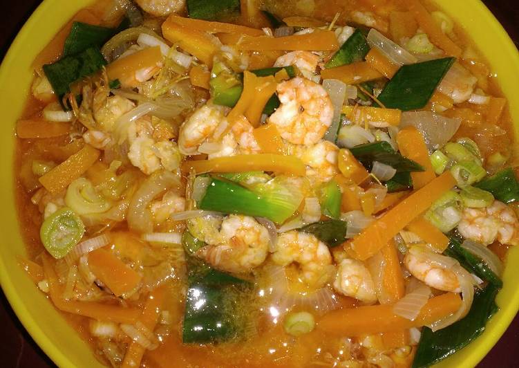 Resep Udang wortel asam manis ala saya Dari Dina Maulina