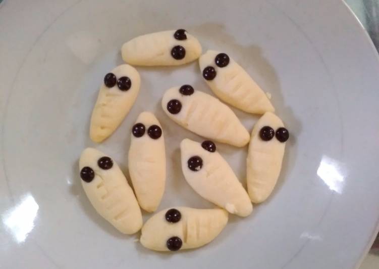 gambar untuk cara membuat Caterpillar cookies