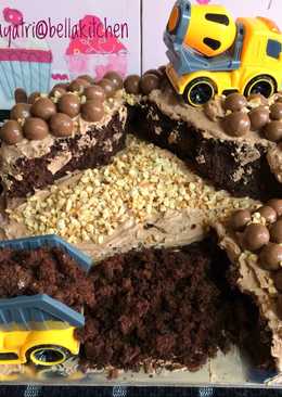 Cake Ultah (Construction Theme)