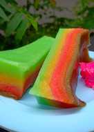Kue Lapis Pelangi