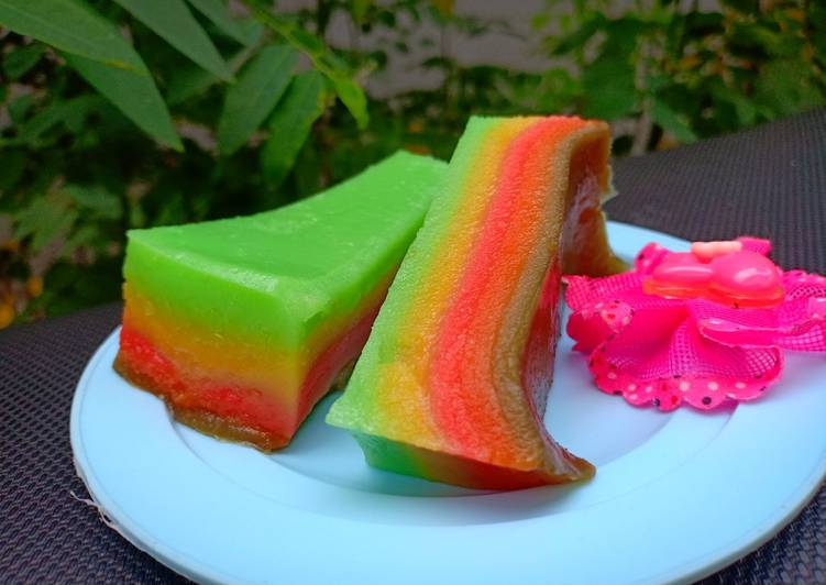 gambar untuk cara membuat Kue Lapis Pelangi