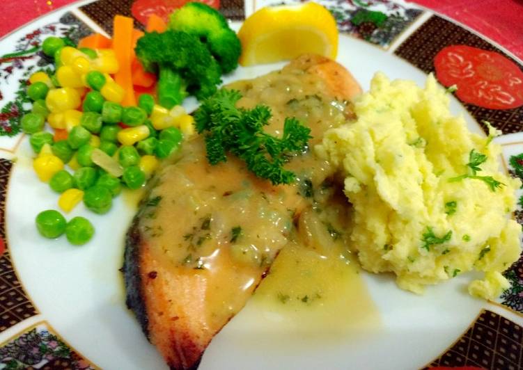 gambar untuk resep Salmon with lemon sauce and mashed Potato
