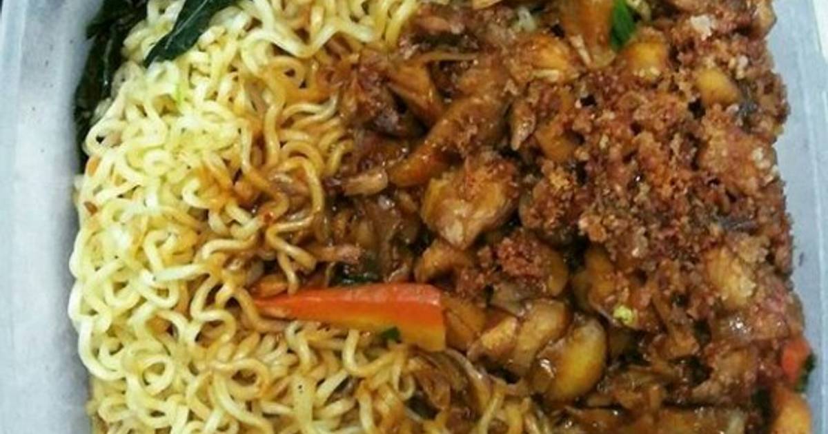 Resep Mie Ayam Hitam ala Suci Rohmawati