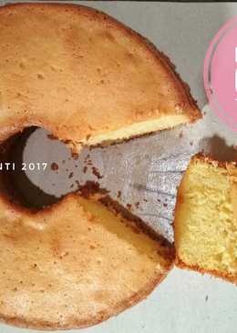 Bolu Nanas (Pineapple Cake)