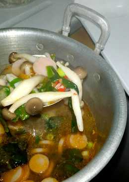 Tom yum seadanya