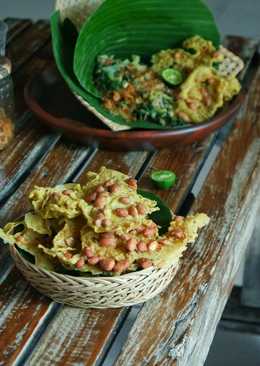 Rempeyek Kacang Teri