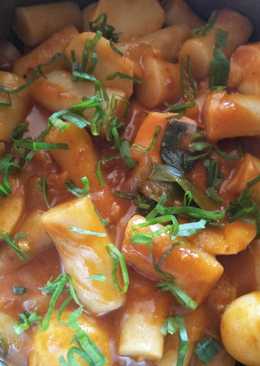 Tteobokki with Gochujang Sauce