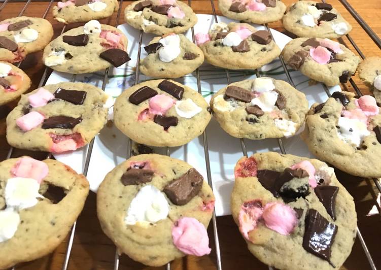 gambar untuk cara membuat S’mores Cookies