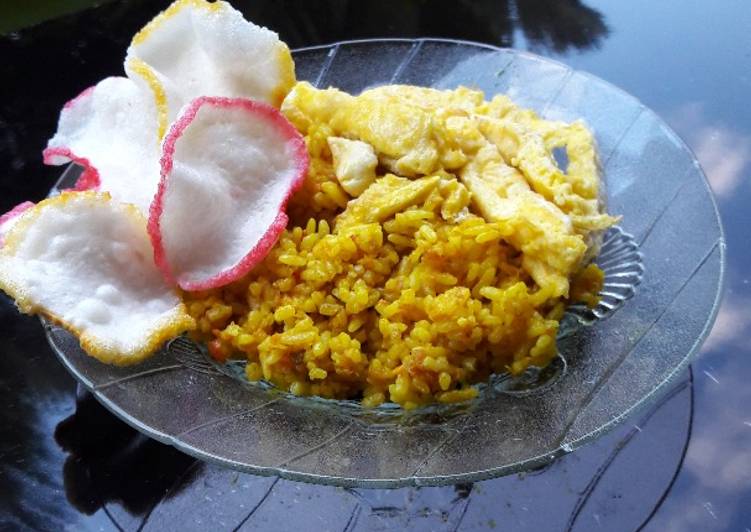  Resep  Nasi  Goreng  Kunyit  oleh Selvi Cookpad