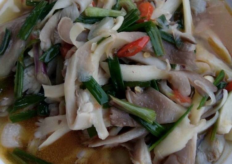 Tumis jamur