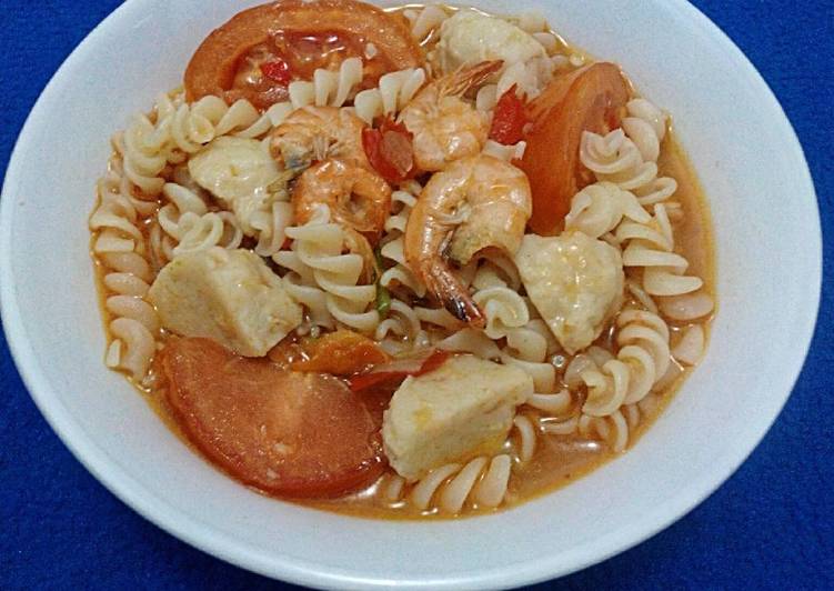 bahan dan cara membuat Seblak Basah Macaroni (Pasta)